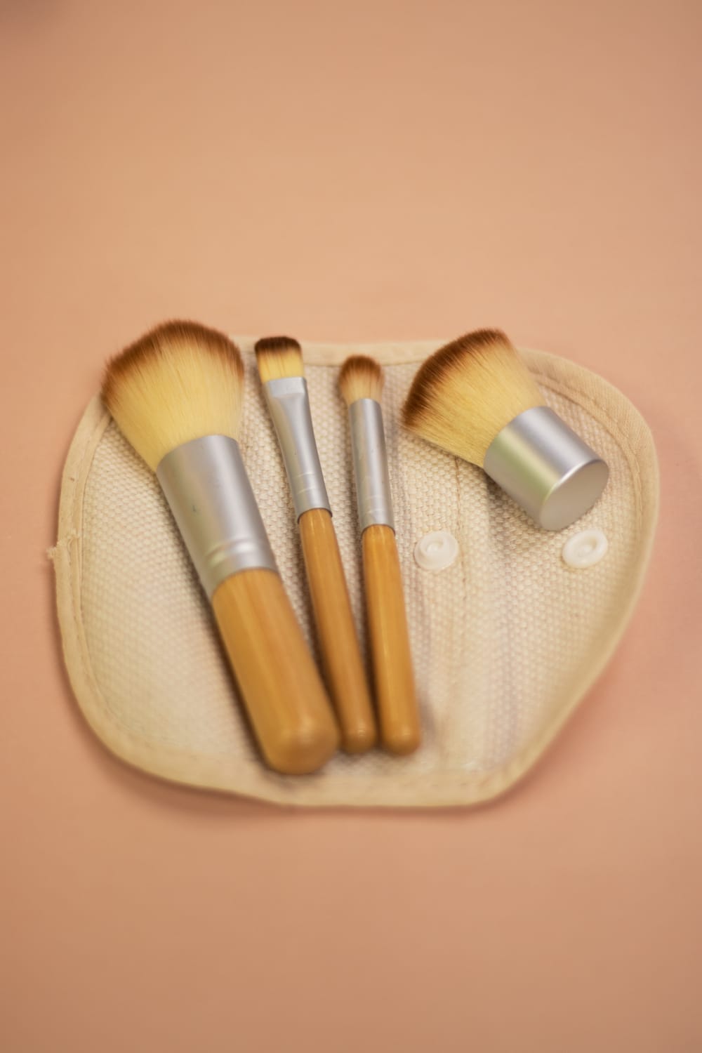 Brochas de maquillaje de bambú